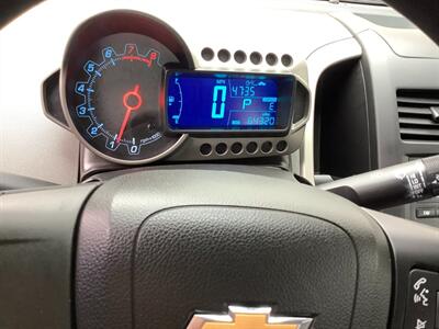 2015 Chevrolet Sonic LS Auto - Photo 18 - Crest Hill, IL 60403