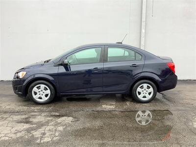 2015 Chevrolet Sonic LS Auto - Photo 3 - Crest Hill, IL 60403