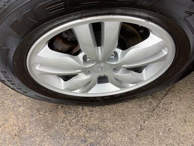 2009 Hyundai TUCSON GLS - Photo 24 - Crest Hill, IL 60403