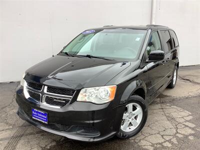 2012 Dodge Grand Caravan SXT - Photo 2 - Crest Hill, IL 60403