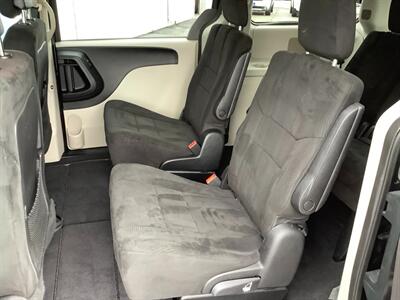 2012 Dodge Grand Caravan SXT - Photo 23 - Crest Hill, IL 60403