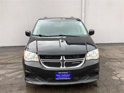 2012 Dodge Grand Caravan SXT - Photo 9 - Crest Hill, IL 60403