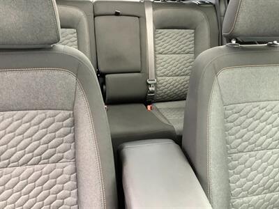 2020 Chevrolet Equinox LT   - Photo 40 - Crest Hill, IL 60403