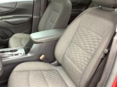 2020 Chevrolet Equinox LT   - Photo 26 - Crest Hill, IL 60403