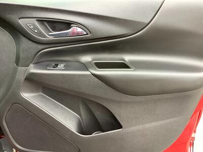 2020 Chevrolet Equinox LT   - Photo 32 - Crest Hill, IL 60403