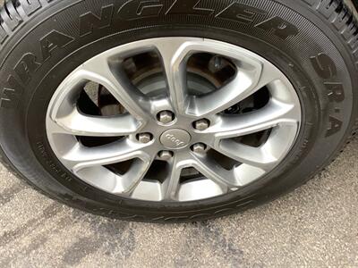 2015 Jeep Grand Cherokee Limited   - Photo 49 - Crest Hill, IL 60403