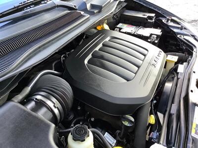 2014 Chrysler Town and Country Touring   - Photo 46 - Crest Hill, IL 60403