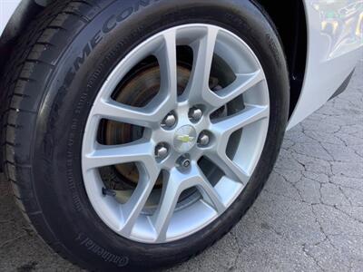 2015 Chevrolet Malibu LT   - Photo 42 - Crest Hill, IL 60403