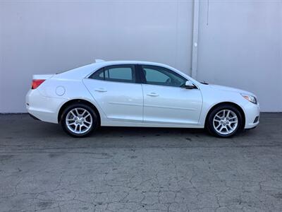 2015 Chevrolet Malibu LT   - Photo 9 - Crest Hill, IL 60403