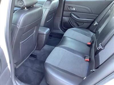 2015 Chevrolet Malibu LT   - Photo 26 - Crest Hill, IL 60403