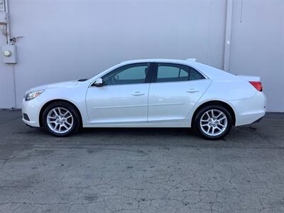 2015 Chevrolet Malibu LT   - Photo 3 - Crest Hill, IL 60403