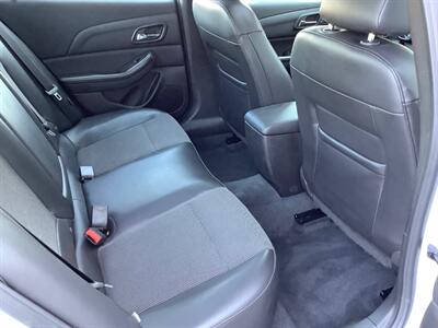 2015 Chevrolet Malibu LT   - Photo 29 - Crest Hill, IL 60403