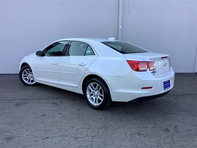 2015 Chevrolet Malibu LT   - Photo 5 - Crest Hill, IL 60403