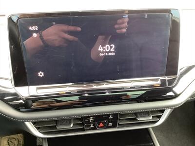2024 Volkswagen Atlas Cross Sport SE 4Motion   - Photo 15 - Crest Hill, IL 60403