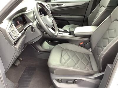 2024 Volkswagen Atlas Cross Sport SE 4Motion   - Photo 10 - Crest Hill, IL 60403