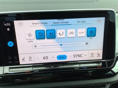 2024 Volkswagen Atlas Cross Sport SE 4Motion   - Photo 25 - Crest Hill, IL 60403