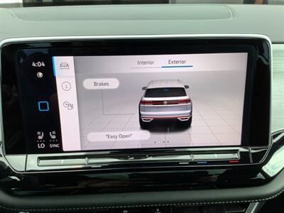 2024 Volkswagen Atlas Cross Sport SE 4Motion   - Photo 19 - Crest Hill, IL 60403