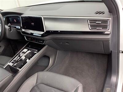 2024 Volkswagen Atlas Cross Sport SE 4Motion   - Photo 41 - Crest Hill, IL 60403