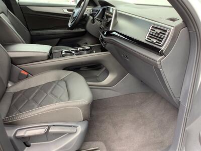 2024 Volkswagen Atlas Cross Sport SE 4Motion   - Photo 39 - Crest Hill, IL 60403