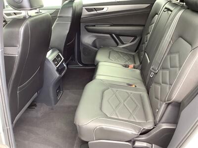 2024 Volkswagen Atlas Cross Sport SE 4Motion   - Photo 33 - Crest Hill, IL 60403