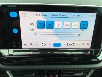 2024 Volkswagen Atlas Cross Sport SE 4Motion   - Photo 28 - Crest Hill, IL 60403