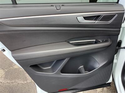 2024 Volkswagen Atlas Cross Sport SE 4Motion   - Photo 32 - Crest Hill, IL 60403