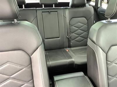 2024 Volkswagen Atlas Cross Sport SE 4Motion   - Photo 43 - Crest Hill, IL 60403