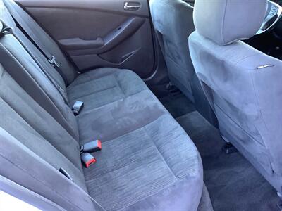 2010 Nissan Altima 2.5 S   - Photo 18 - Crest Hill, IL 60403
