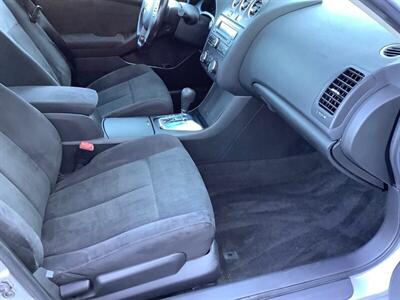 2010 Nissan Altima 2.5 S - Photo 20 - Crest Hill, IL 60403