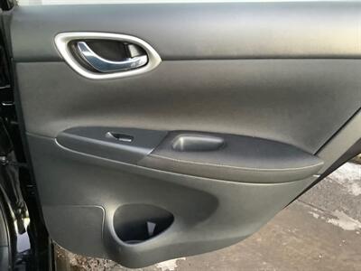 2015 Nissan Sentra SV   - Photo 20 - Crest Hill, IL 60403