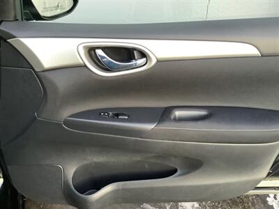 2015 Nissan Sentra SV   - Photo 22 - Crest Hill, IL 60403