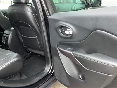 2019 Jeep Cherokee Limited - Photo 30 - Crest Hill, IL 60403