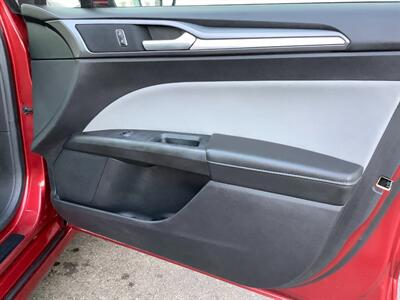 2016 Ford Fusion S   - Photo 28 - Crest Hill, IL 60403
