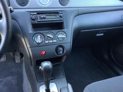 2003 Mitsubishi Outlander XLS   - Photo 14 - Crest Hill, IL 60403