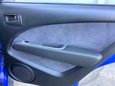 2003 Mitsubishi Outlander XLS   - Photo 22 - Crest Hill, IL 60403