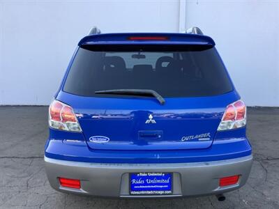 2003 Mitsubishi Outlander XLS   - Photo 5 - Crest Hill, IL 60403