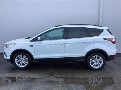 2017 Ford Escape SE   - Photo 3 - Crest Hill, IL 60403