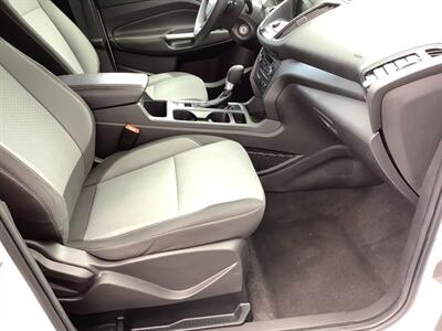 2017 Ford Escape SE   - Photo 31 - Crest Hill, IL 60403