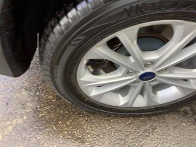 2017 Ford Escape SE   - Photo 39 - Crest Hill, IL 60403