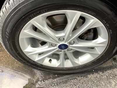 2017 Ford Escape SE   - Photo 38 - Crest Hill, IL 60403