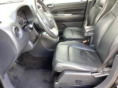 2015 Jeep Compass High Altitude Editio   - Photo 13 - Crest Hill, IL 60403
