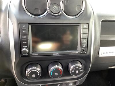 2015 Jeep Compass High Altitude Editio   - Photo 18 - Crest Hill, IL 60403