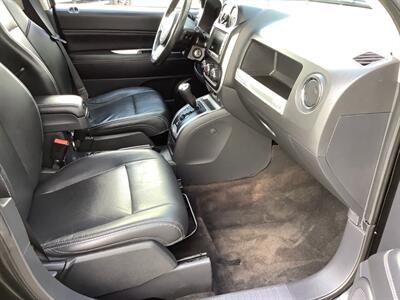 2015 Jeep Compass High Altitude Editio   - Photo 31 - Crest Hill, IL 60403