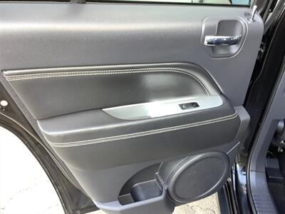 2015 Jeep Compass High Altitude Editio   - Photo 25 - Crest Hill, IL 60403