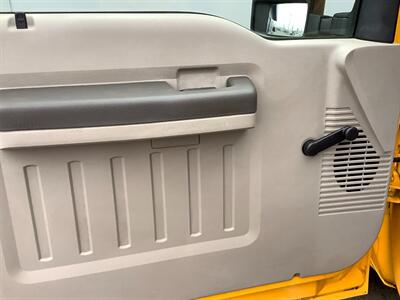 2008 Ford F-350 Super Duty XL   - Photo 11 - Crest Hill, IL 60403