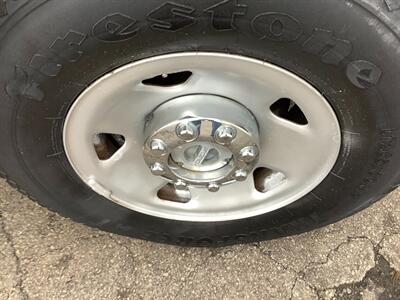 2008 Ford F-350 Super Duty XL   - Photo 25 - Crest Hill, IL 60403