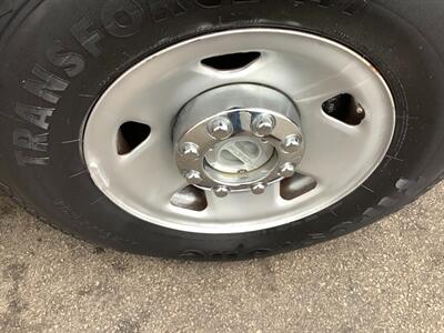 2008 Ford F-350 Super Duty XL   - Photo 49 - Crest Hill, IL 60403