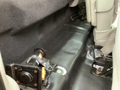 2008 Ford F-350 Super Duty XL   - Photo 18 - Crest Hill, IL 60403