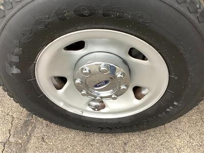 2008 Ford F-350 Super Duty XL   - Photo 26 - Crest Hill, IL 60403