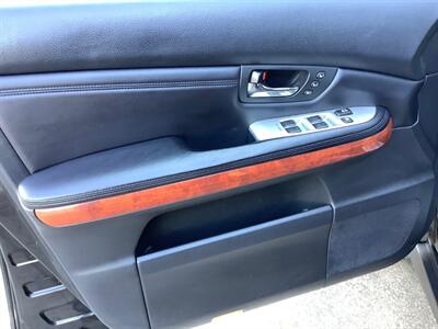 2005 Lexus RX   - Photo 12 - Crest Hill, IL 60403